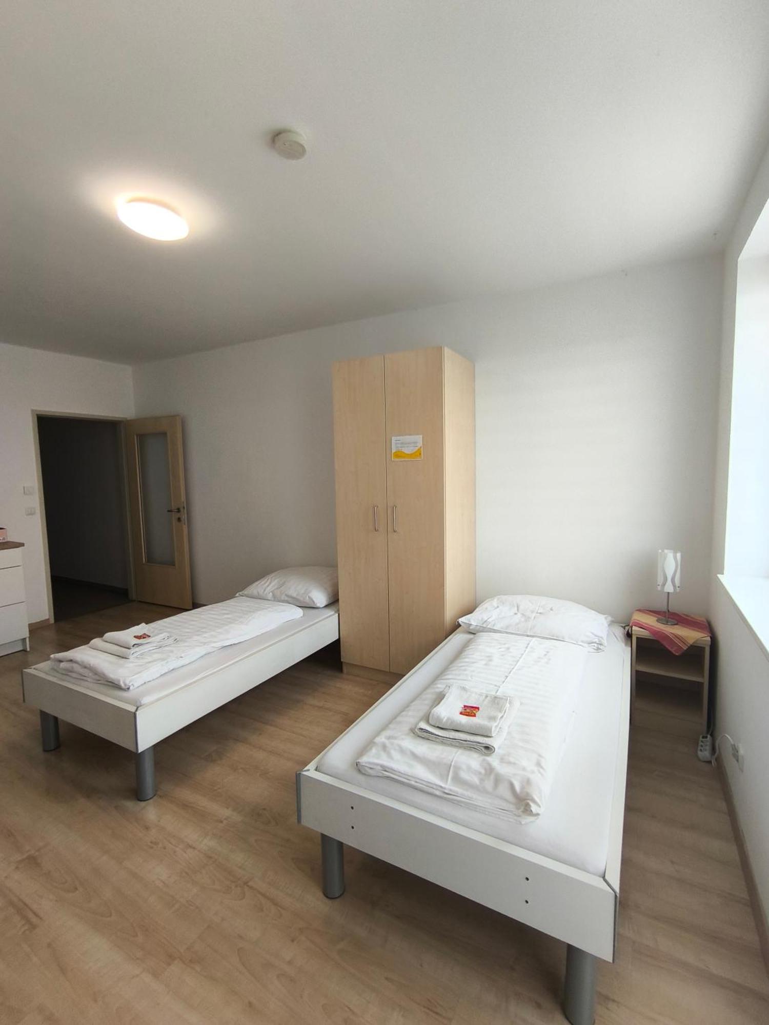 Schlafplatzl Hotel Marchtrenk Eksteriør billede