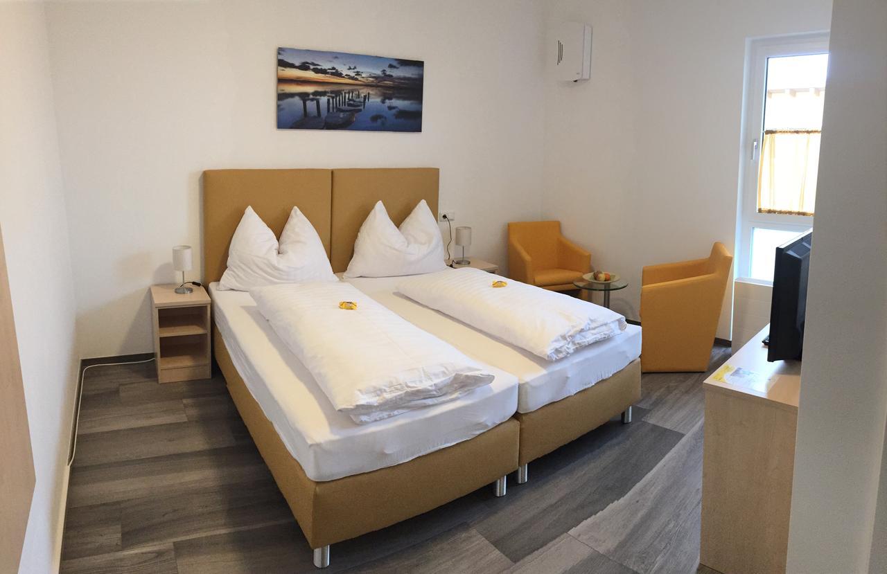 Schlafplatzl Hotel Marchtrenk Eksteriør billede